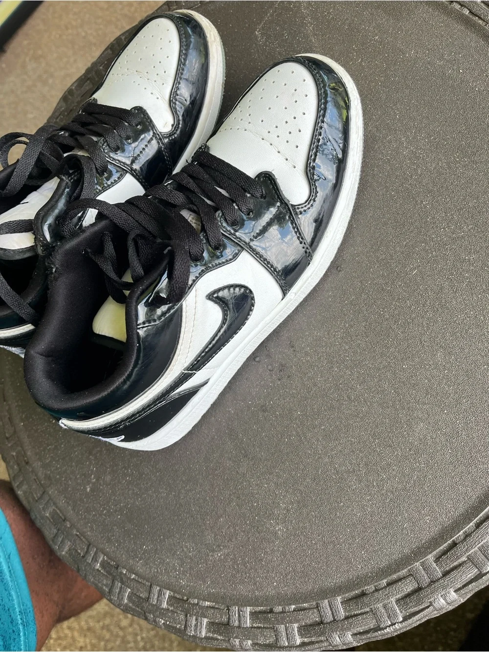 Jordan Low-Top Sneakers in Black and White Patent leather
